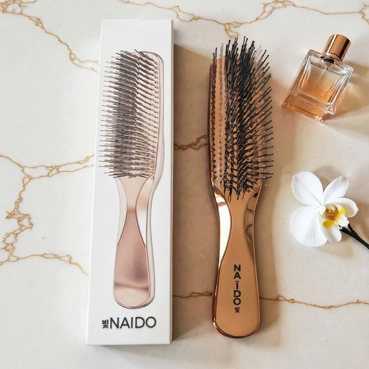 BROSSE NAÏDO